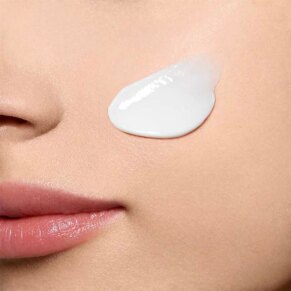 Clarins MULTI-ACTIVE crème légère nuit 6 Clarins MULTI-ACTIVE crème légère nuit Kem dưỡng ẩm