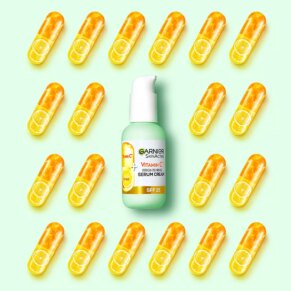 SKINACTIVE VITAMINA C crema sérum SPF25 Kem điều trị mụn chính hãng Garnier