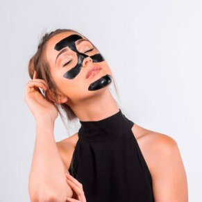 Iroha Nature DETOX CHARCOAL BLACK peel-off mask Mặt nạ