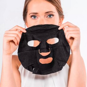 Iroha Nature DETOX CHARCOAL BLACK tissue facial mask Mặt nạ