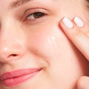 IT Cosmetics BYE BYE PORES glycolic acid serum 3 BYE BYE PORES glycolic acid serum Kem điều trị mụn trứng cá & loại bỏ đầu đen chính hãng IT Cosmetics