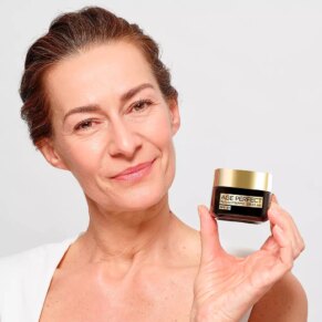 L'Oréal París AGE PERFECT CELL RENEWAL day cream SPF30 Kem chống lão hóa & điều trị chống nhăn