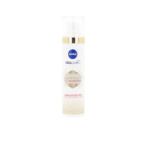 Kem điều trị mụn Nivea LUMINOUS 630º ANTIMANCHAS fluido día SPF50