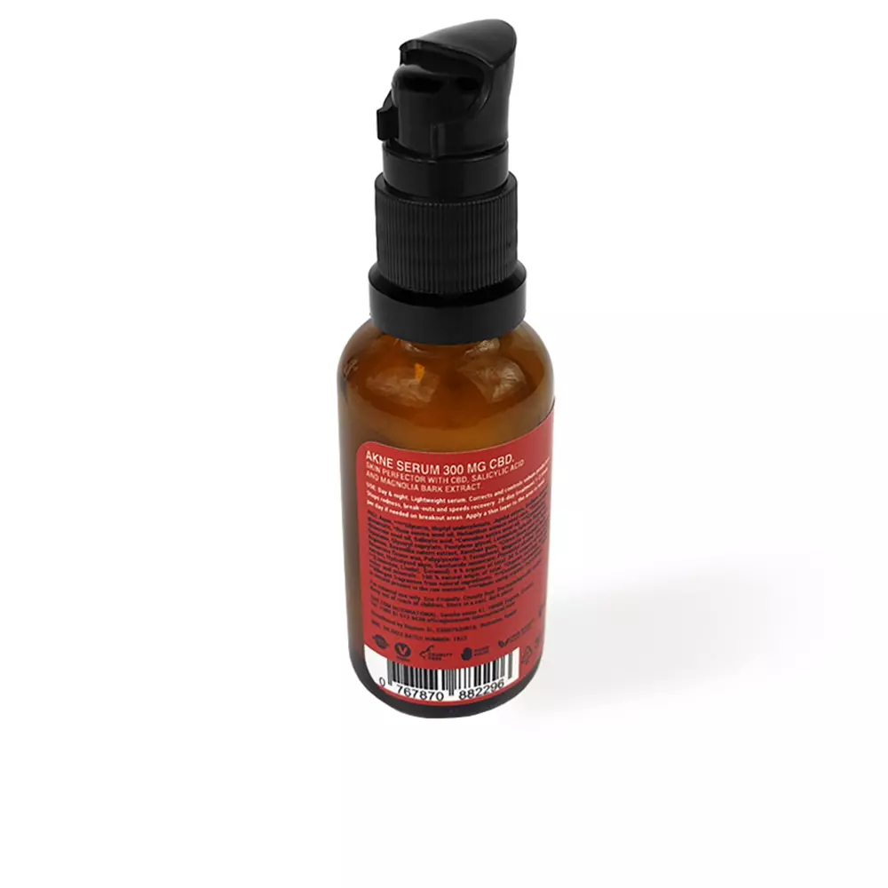 Spacecat CBD AK’NE serum 3 Spacecat CBD AK’NE serum Kem điều trị mụn trứng cá & loại bỏ đầu đen