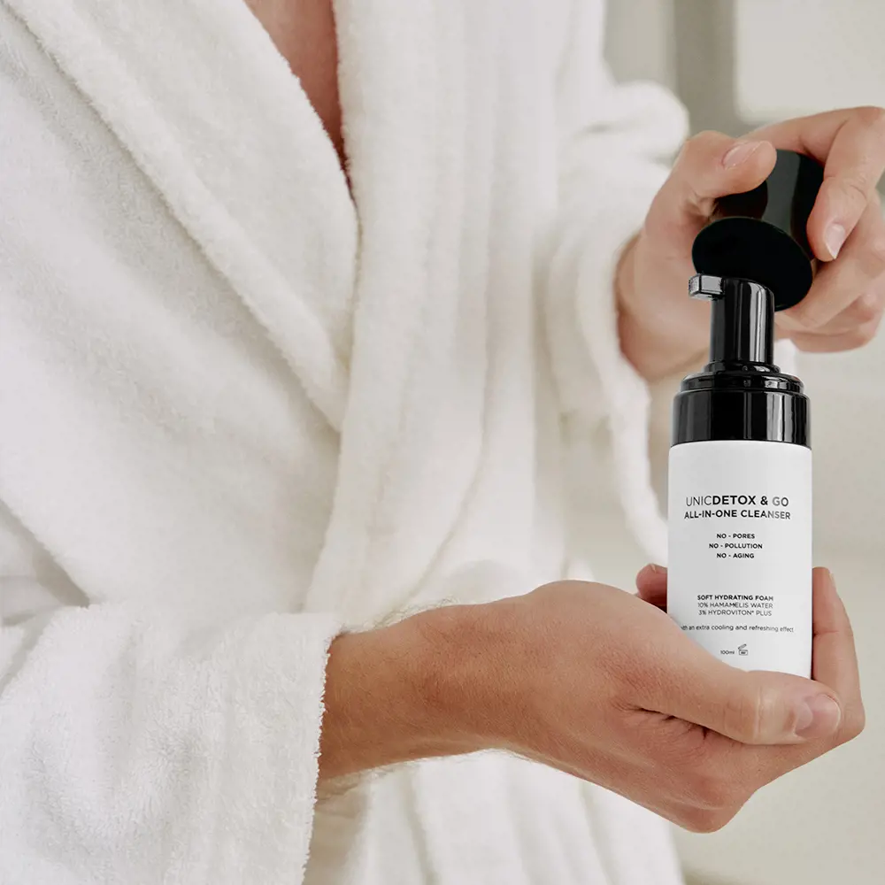 Unicskin UNICDETOX&GO all-in-one cleanser foam 4 Sữa rửa mặt Unicskin UNICDETOX&GO all-in-one cleanser foam